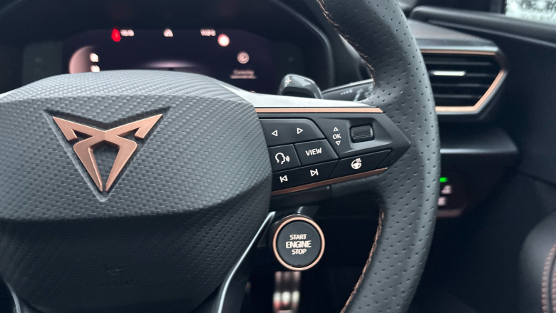 CUPRA Leon 1.5 eTSI 150 V1 5dr DSG Petrol Hatchback